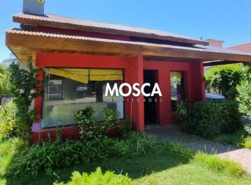 Casa · 150m² · 4 Ambientes · 2 Cocheras · Casa en Venta con Pileta en Barrio Cerrado Lujan del Sol Tomo Auto