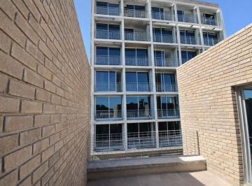Casa · 119m² · 5 Ambientes · 1 Cochera · Departamento - República de La Sexta