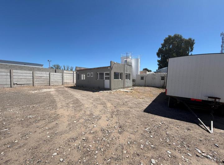 Bodega-Galpón · 600m²
