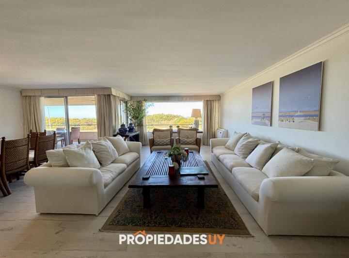 Departamento · 350m² · 5 Ambientes · 1 Cochera