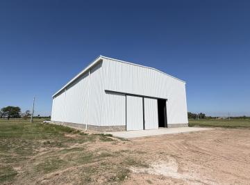 Bodega-Galpón · 800m² · 3 Ambientes · 5 Cocheras · Galpón 800 m²