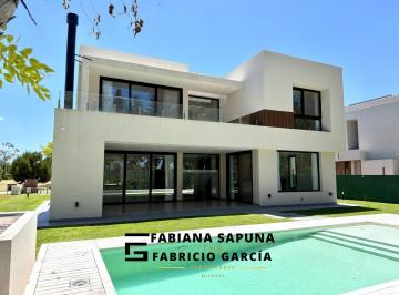 Casa · 274m² · 5 Ambientes · 4 Cocheras · Venta Casa 5 Ambientes Saint Thomas Oeste