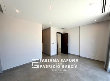 Casa · 274m² · 5 Ambientes · 4 Cocheras · Venta Casa 5 Ambientes Saint Thomas Oeste