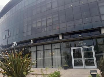 Oficina comercial · 63m² · 3 Ambientes · 1 Cochera · Excelente Oficina Complejo Vohe Pilar