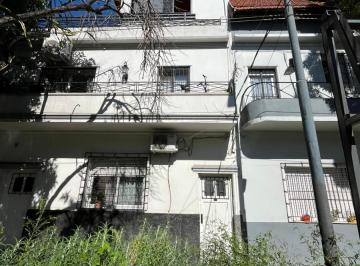 PH · 51m² · 4 Ambientes · PH en Venta en Boedo (Castro Al 900) de 4 Amb