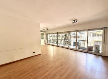Departamento · 135m² · 4 Ambientes · 1 Cochera · Departamento en Primer Piso con Dos Patios