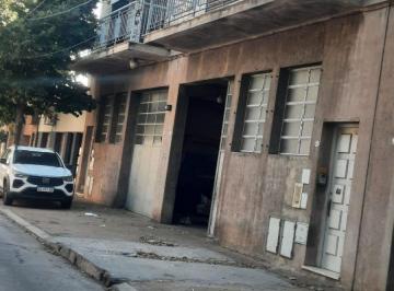 Bodega-Galpón , Villa Pueyrredón · Alquiler de Galpón 365 m en Zona Villa Pueyrredon Av San Martín y Habana
