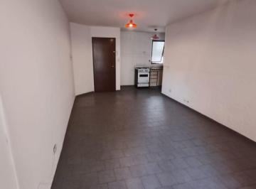 Departamento de 2 ambientes, Córdoba · Oport! Retasado! Dpto. 1 Dorm. S/sal Lorenzo 373. Externo con Balcon!