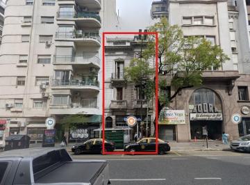 Edificio · Edificio con Local y 3 Pisos de Depto