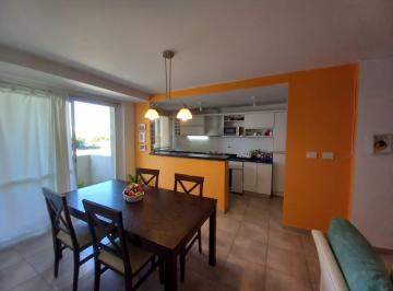 Departamento · 102m² · 5 Ambientes · 1 Cochera · Departamento en Venta 2 Dorm. y 1/2 en Fontanas del Sur