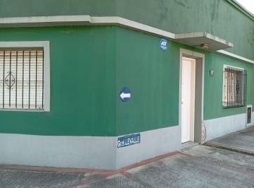 Casa · 138m² · 5 Ambientes · 2 Cocheras · Casa 7 Ambientes, 4 Dorm., 2 Cocheras Patio Financia
