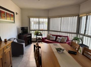 Departamento de 4 ambientes, Neuquén · Vendo Departamento en Pleno Centro de Neuquen