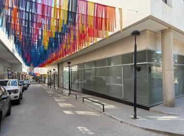 Local comercial · 69m² · Alquiler Anual Local Comercial - Paseo Quattro Carlos Paz