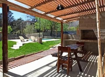 Casa de 4 ambientes, Villa Giardino · Casa Seminueva con Pileta en El Balcón de Villa Giardino, Córdoba