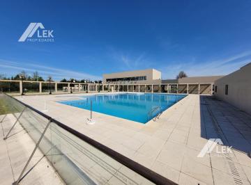 Casa · 180m² · 3 Ambientes · Casa Tres Amb en Una Sola Planta de Diseño Venta Escobar en Haras Santa Maria