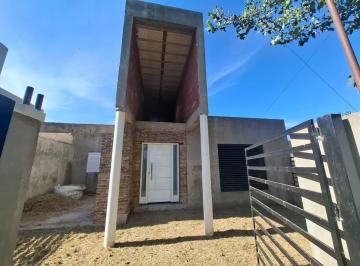 Frente de la casa · Casa a Terminar en Tierra del Sueños. Alvear
