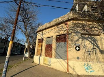 Casa · 320m² · 10 Ambientes · Venta: 1º de Mayo 3413, La Tablada - Rosario