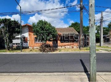 Casa de 4 ambientes, San Isidro · Casa 2 Dorm. con Dep y Cochera en Boulogne