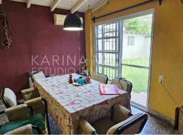 Casa de 4 ambientes, San Isidro · Casa 2 Dorm. con Dep y Cochera en Boulogne