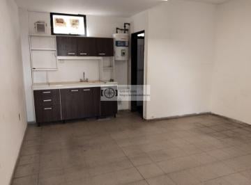 Local comercial · 26m² · 2 Ambientes · Venta Local Comercial Sobre Calle Salta a m de Buenos Aires, Ciudad Mendoza