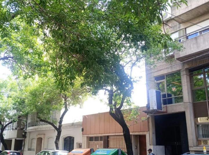 Terreno · 241m²