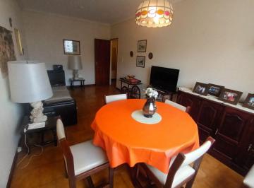 Departamento de 2 ambientes, Mar del Plata · Impecable 2 Ambientes Al C/frente