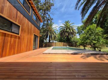 Casa · 144m² · 4 Ambientes · Alucinante Casa a Estrenar con Gran Piscina y Jardín Nativo