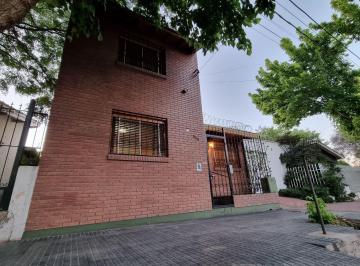 Casa · 98m² · 3 Dormitorios · Duplex de 3 Dorm. en Calle Lopez y Planes, Godoy Cruz