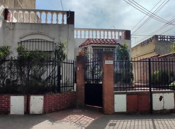 Departamento · 40m² · 2 Ambientes · Departamento PH Planta Baja Al Frente en Ballester