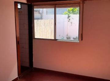 Departamento · 30m² · 1 Ambiente · Alquiler - PH - Monoambiente - Manuel Ocampo - Valentin Alsina