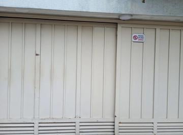 FRC-FRC-7879_2 · Loyola 400 Villa Crespo Cochera U$12.000