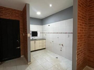 Casa · 70m² · 3 Ambientes · 1 Cochera · Casa 2 Dorm. en Venta! Fontana