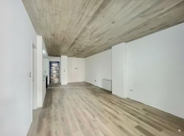 Departamento · 125m² · 4 Ambientes · Venta - Departamento de 3 Dorm. con Balcon Corrido Al Frente y Parrillero. Centro, Rosario.