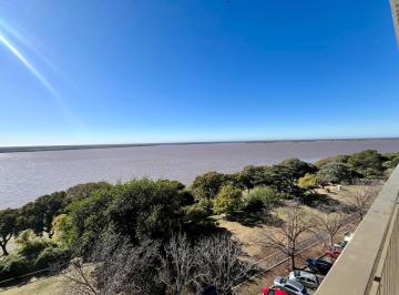 Departamento · 246m² · 11 Ambientes · 1 Cochera · Venta - Departamento de 5 Dorm. con Vista Franca Al Rio. Martin, Rosario.
