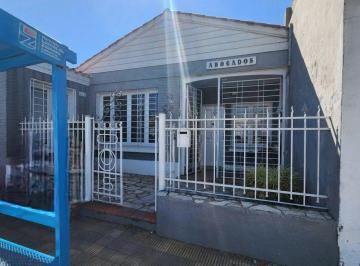 Casa de 6 ambientes, Lomas de Zamora · Chalet en Venta en Excelente Ubicación en Turdera
