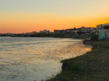 Terreno , Berazategui · Lote a Laguna en Villalobos, Pueblos del Plata con Proyecto Aprobado