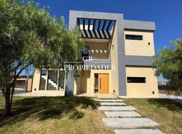 GBB-GBB-1673_2 · Venta de Casa en Santa Elisa, Pilar del Este, Pilar