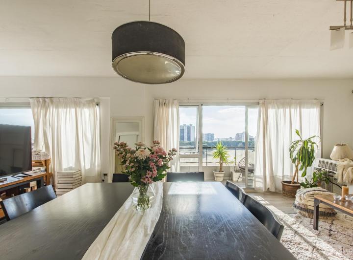 Venta Departamento 2 Ambientes, con Cochera en Parque Patricios - Apto Profesional - Apto Consultorio