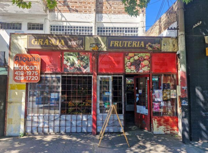 Local comercial · 136m² · 1 Ambiente