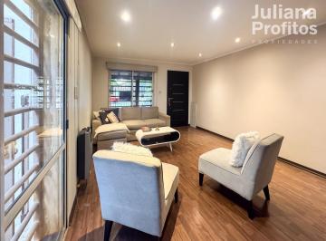 Casa · 222m² · 6 Ambientes · 2 Cocheras · Casa en Quilmes Oeste