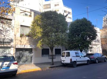 Casa · 148m² · 5 Ambientes · 2 Cocheras · Casa de 4 Dorm.