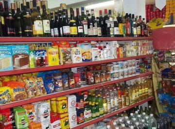 Fondo de comercio · 45m² · 1 Ambiente · Venta Importante Fondo de Comercio en Refinerias
