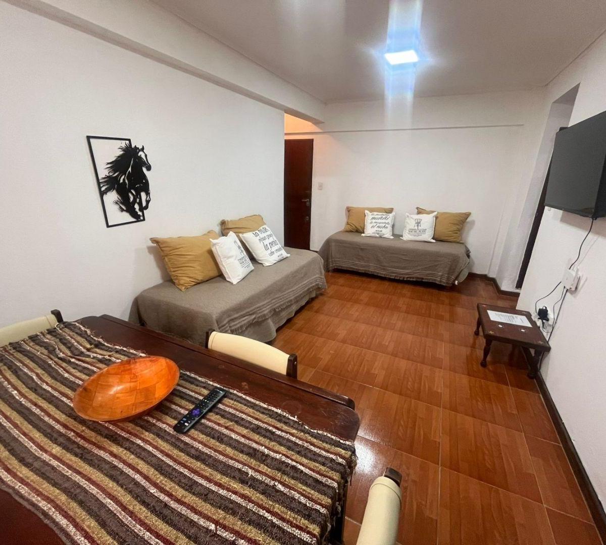Departamento de 2 ambientes en alquiler para estudiantes, al contrafrente