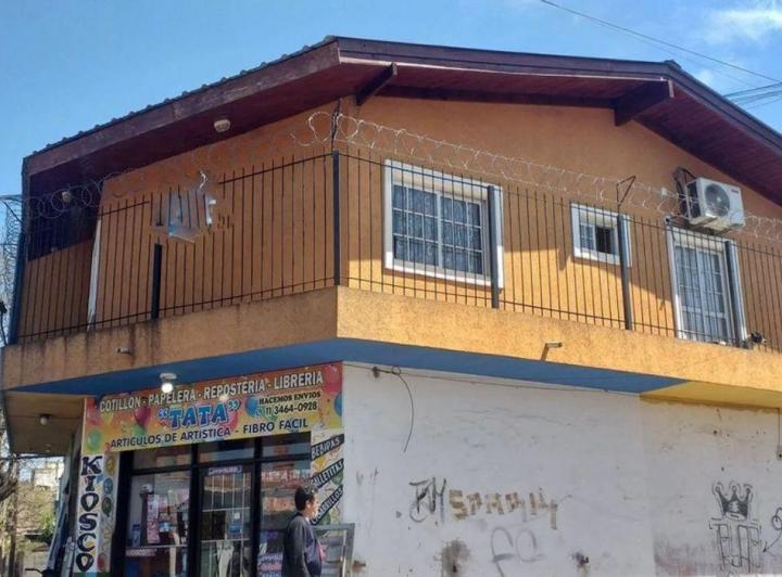 Casa · 180m² · 5 Ambientes