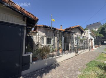 Casa · 136m² · 4 Ambientes · 1 Cochera · Casa Venta Olivos 4 Ambientes