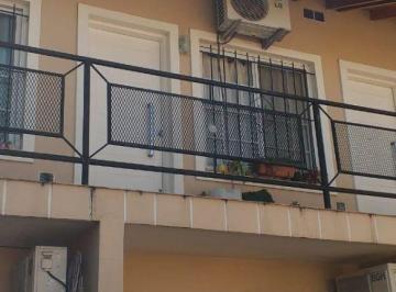 Casa de 3 ambientes, La Matanza · Dúplex en Venta en Villa Luzuriaga
