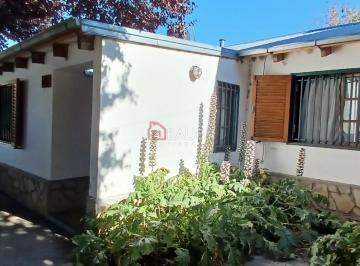 Casa · 138m² · 6 Ambientes · Oportunidad Casa 3 Dorm. 2 Baños en Junin de Los Andes, Neuquen