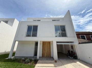 Casa de 5 ambientes, San Isidro · Casa 5 Ambientes en Alquiler en Martinez a Estrenar