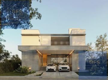 Casa · 390m² · 8 Ambientes · 2 Cocheras · Casa Barrio Privado Alto Verde