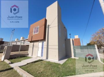 Casa · 100m² · 4 Ambientes · 2 Cocheras · Hermoso Duplex Esquina!